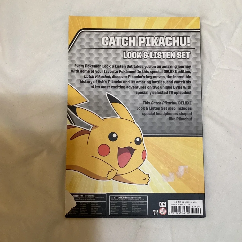 Pokemon Catch Pikachu! Deluxe Book only with 200 random Trading Cards Included